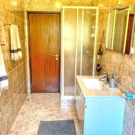 Feriehus 3 Bedrooms House With View And Enclosed Garden At